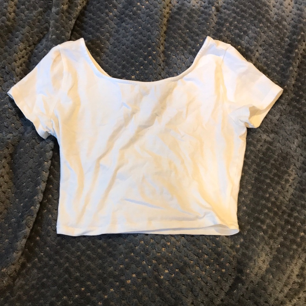 White crop top